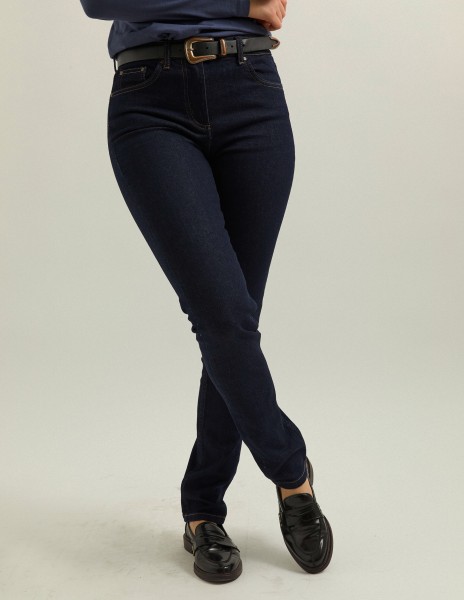 Pantalones vaqueros oscuros