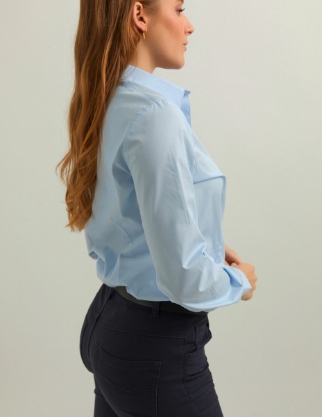Camisa azul claro