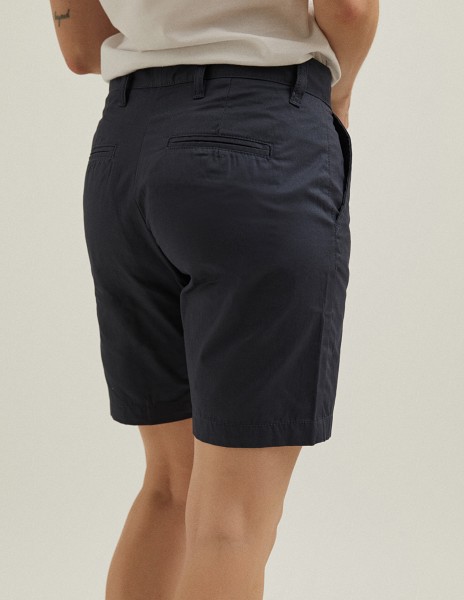Pantalón corto azul marino